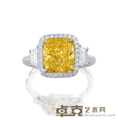  5.19克拉 枕型 浓彩 黄色钻石 配 钻石戒指 --