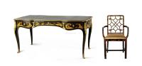  1890年作左右 法国十九世纪中国风描金漆嵌铜书桌和法国路易十五风格中国风扶手椅 （一组）