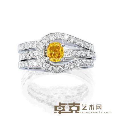  艳彩橙黄色钻石 配 钻石 戒指 --