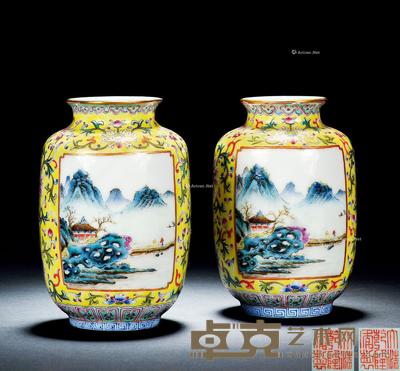 民国 粉彩开光山水人物灯笼瓶 (一对) 高13cm×2