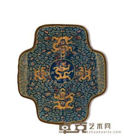  清乾隆 宫制团龙纹十字型坐垫 111×121cm