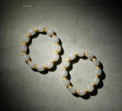  清中期 白玉雕莲子型镶金手环 （一对）