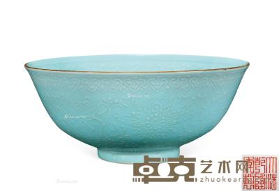  清 松石绿釉印花碗 直径14.8cm
