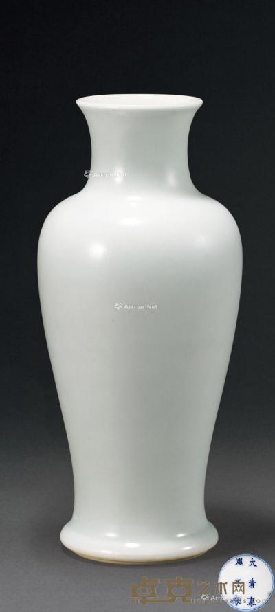  清 天青釉观音瓶 高21cm