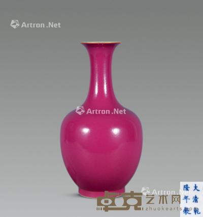  清 胭脂红釉瓶 高31cm