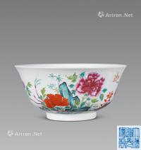  清 粉彩花卉纹碗