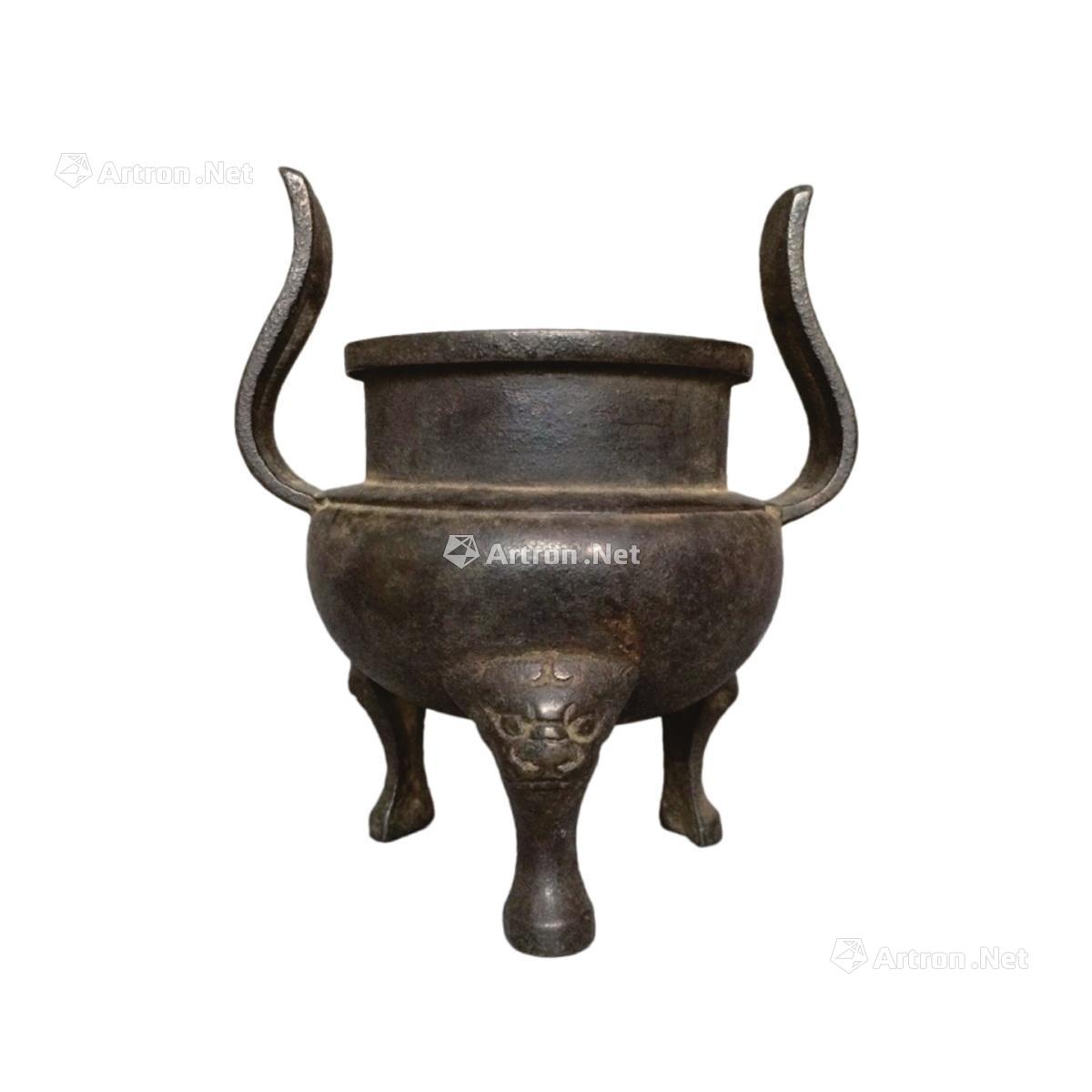 大明成化文殊菩萨铜鎏金坐像