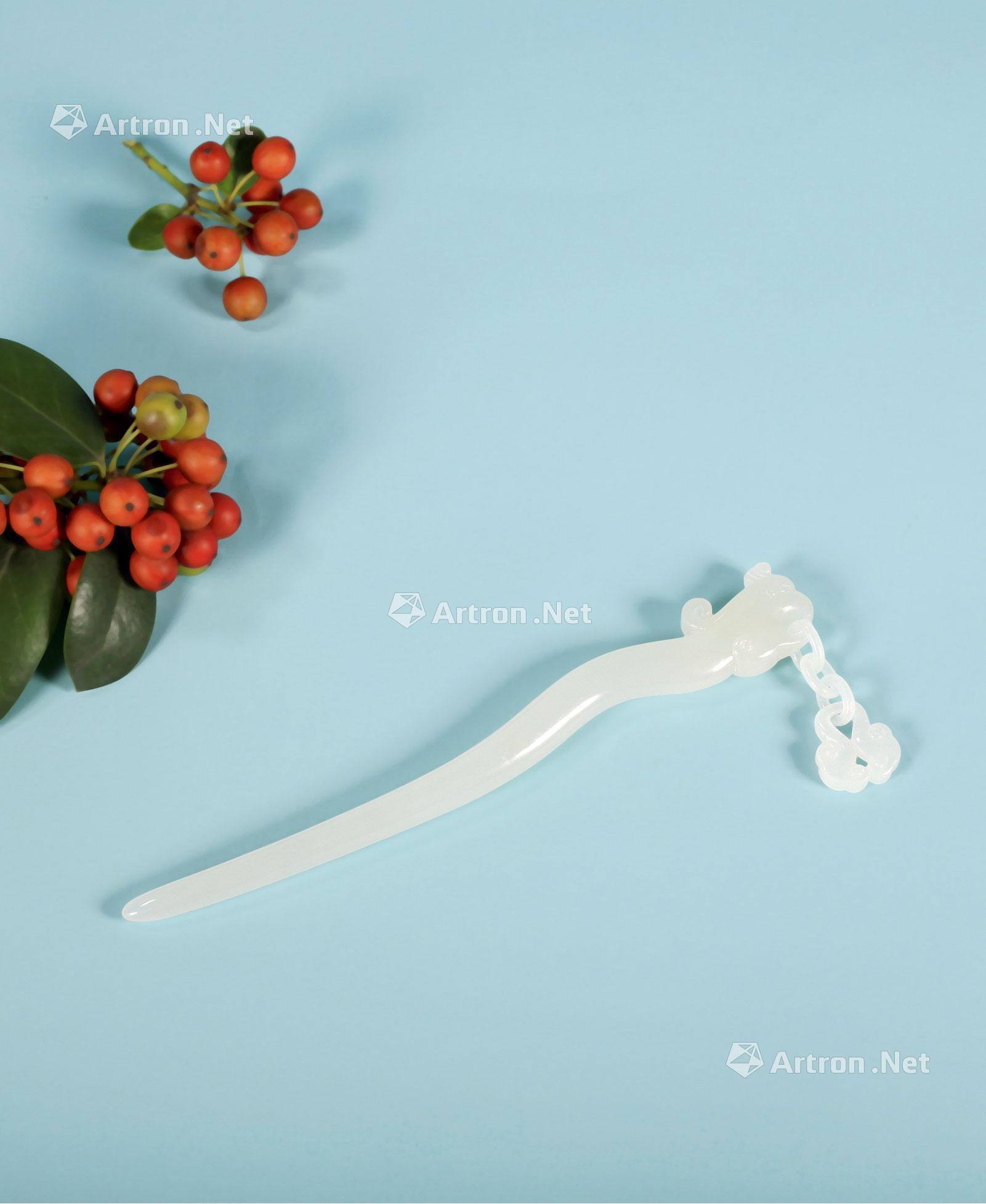 新疆和田玉籽料凤步摇