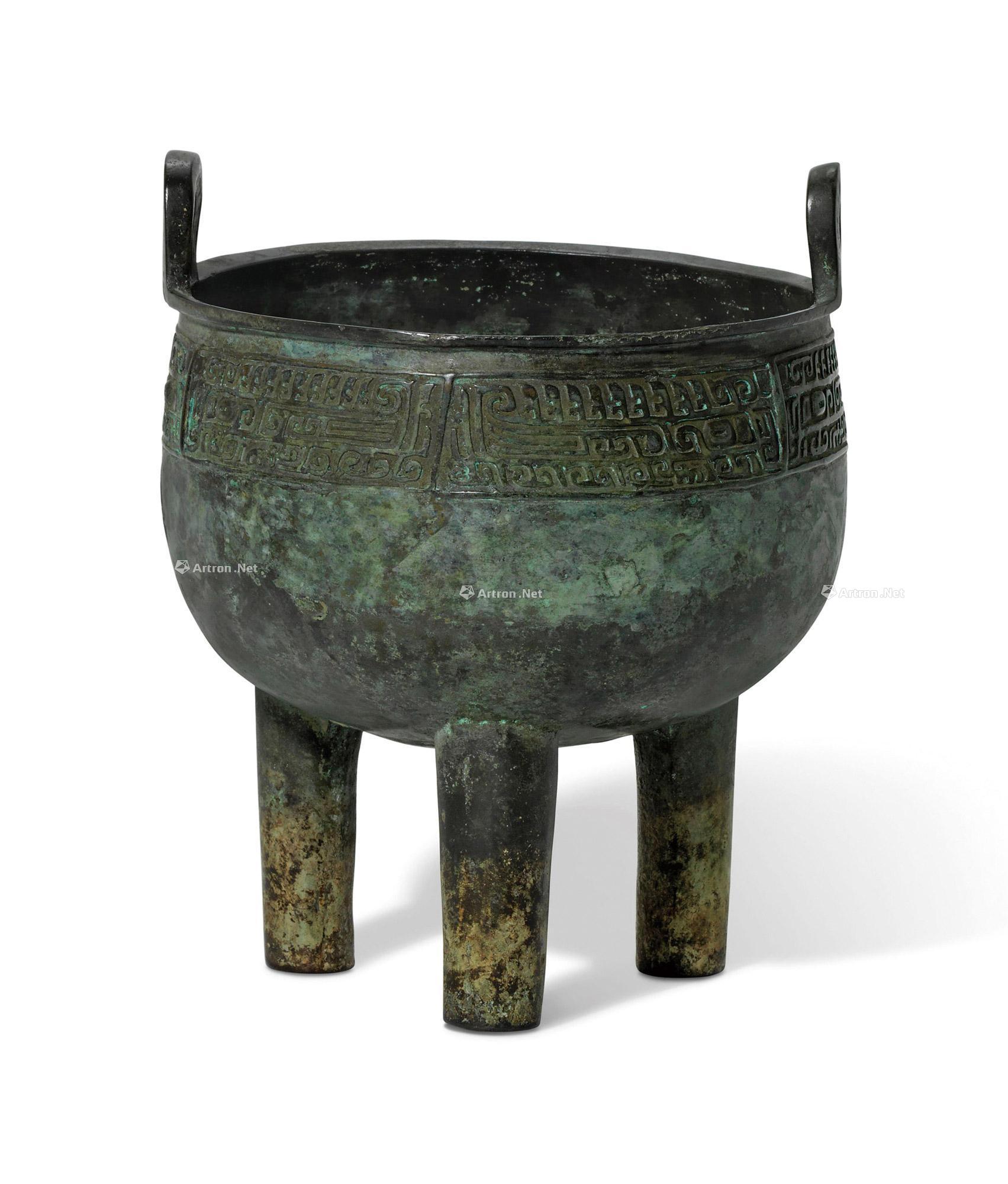 晚商西周早期青铜饕餮纹鼎